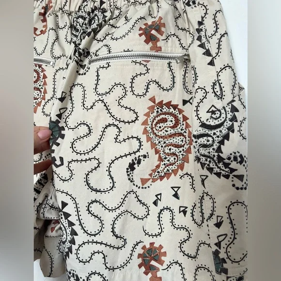 Isabel Marant Etoile Patterned Cream and Black Women Shorts - Picture 8 of 10